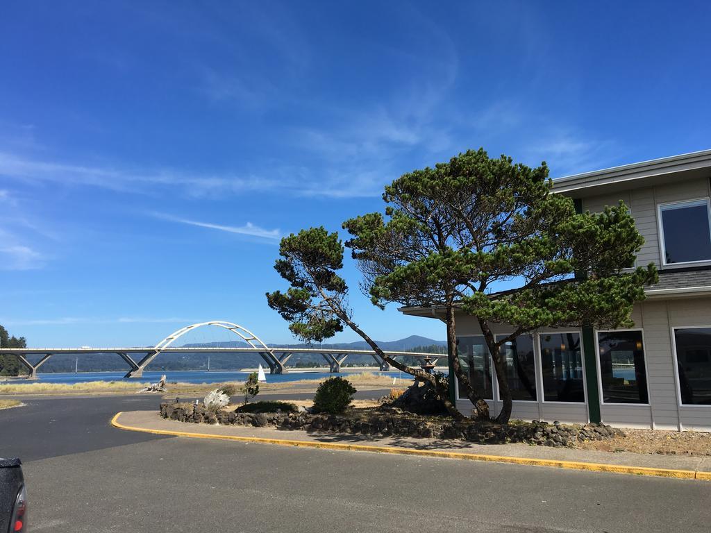 Alsi Resort Hotel Waldport Exterior foto